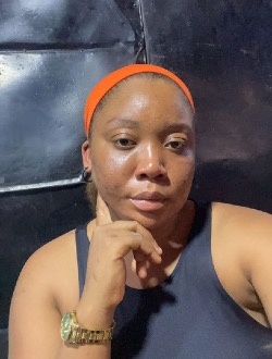 Danielle's profile, a single 20-year-old a woman in Yaoundé