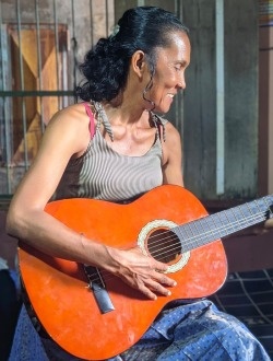 Lanto's profile, a single 52-year-old a woman in Antsiranana