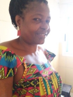 Pauline's profile, a single 56-year-old a woman in Abé