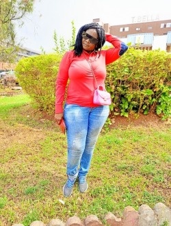 Gégé's profile, a single 54-year-old a woman in Yaoundé