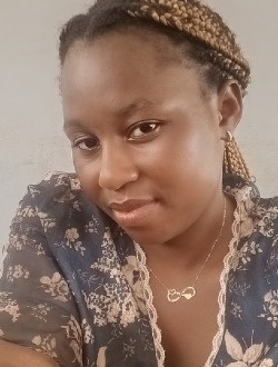Manuella's profile, a single 24-year-old a woman in Yaoundé