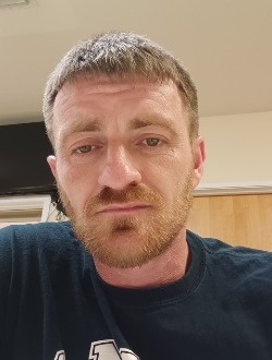 Waylon's profile, a single 44-year-old a man in Carbondale