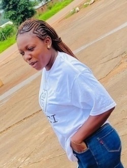 Corine's profile, a single 25-year-old a woman in Meïganga