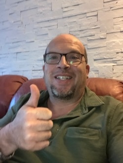 Christian's profile, a single 49-year-old a man in Saint-Augustin-de-Desmaures