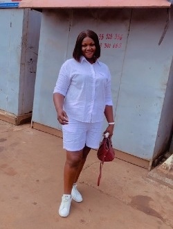 Caroline's profile, a single 42-year-old a woman in Yaoundé