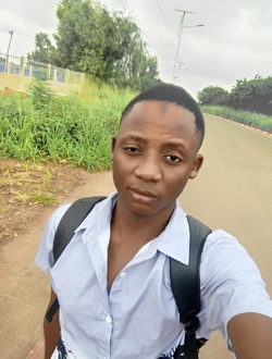 Papyy's profile, a single 26-year-old a man in Lomé