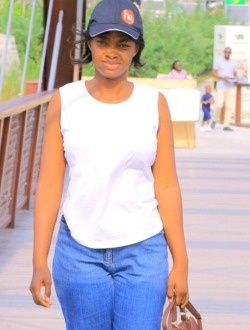 Astrid's profile, a single 26-year-old a woman in Gabolshausen