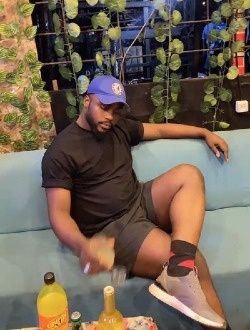 profile picture 0