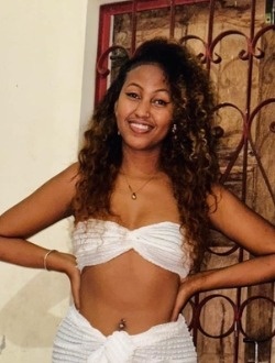 Laeva's profile, a single 27-year-old a woman in Aharana