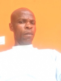 Serge's profile, a single 41-year-old a man in Abidjan