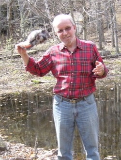 Norman's profile, a single 65-year-old a man in Longueuil