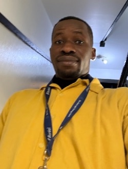 Laye's profile, a single 34-year-old a man in Montréal