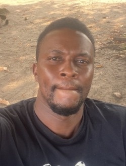 Emmanuel's profile, a single 30-year-old a man in Yaoundé