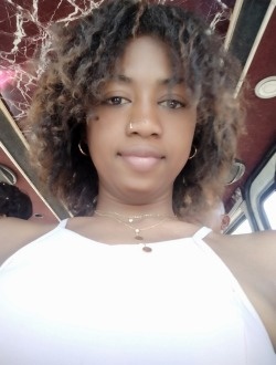 Layla's profile, a single 25-year-old a woman in 67 Ha