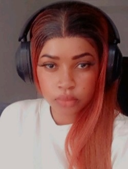 Kadi's profile, a single 32-year-old a woman in Grand-Bassam