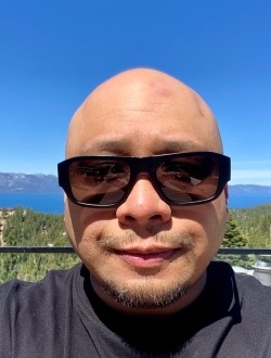 Alexander's profile, a single 39-year-old a man in Riverside