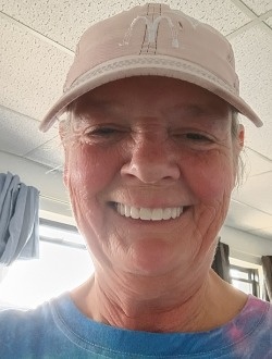 Helen's profile, a single 64-year-old a woman in Fairmont