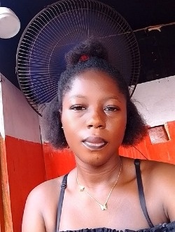 Moraine's profile, a single 25-year-old a woman in Aboisso Comoé