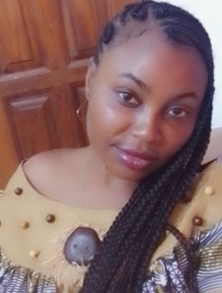 Ora's profile, a single 35-year-old a woman in Yaoundé