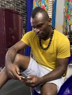 Zara'Ah's profile, a single 35-year-old a man in Douala