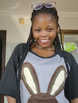 Pascaline's profile, a single 25-year-old a woman in Lomé
