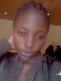 Doria's profile, a single 25-year-old a woman in Bafoussam