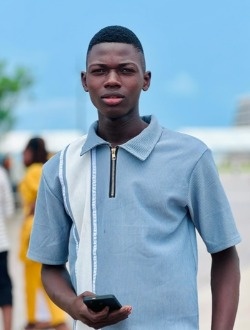 Sylvestre's profile, a single 20-year-old a man in Abomey-Calavi