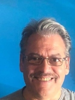 Robert's profile, a single 64-year-old a man in Namur