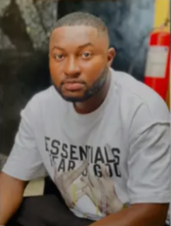 Romuald's profile, a single 33-year-old a man in Douala