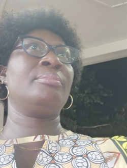 Odette's profile, a single 51-year-old a woman in Abé