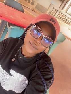 Elvige's profile, a single 28-year-old a woman in Yaoundé