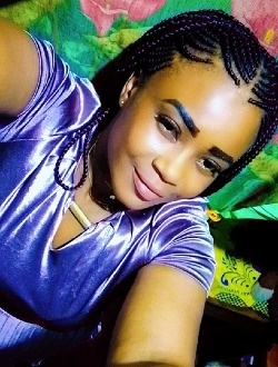 Ana's profile, a single 28-year-old a woman in Bafoussam II