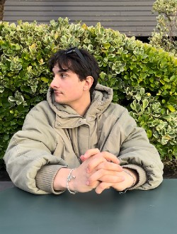 profile picture 0