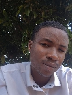 Mike's profile, a single 21-year-old a man in Lomé