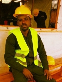 Gérard's profile, a single 28-year-old a man in Bujumbura