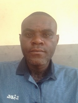 Brice's profile, a single 41-year-old a man in Milezi