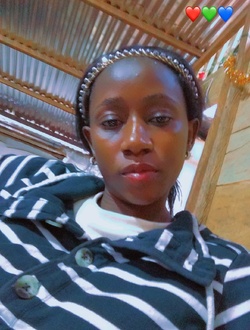 Ariane's profile, a single 25-year-old a woman in 42nd Hill