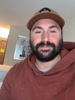 Cedrik's profile, a single 32-year-old a man in Toronto