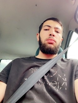 Yassine's profile, a single 27-year-old a man in Lyon