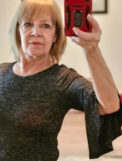 Claire's profile, a single 71-year-old a woman in Montréal-Est