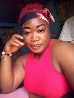 Sonita Léa's profile, a single 29-year-old a woman in Bafoussam II