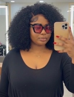 Laure's profile, a single 27-year-old a woman in Kribi