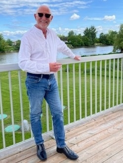 Alain's profile, a single 67-year-old a man in Québec
