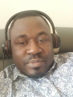 Julio's profile, a single 34-year-old a man in Douala
