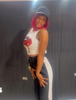 Sylbb's profile, a single 18-year-old a woman in Nice