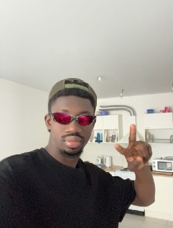 profile picture 0