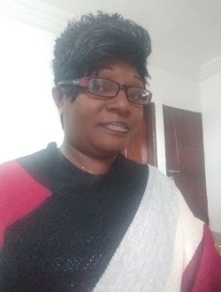 Brunette's profile, a single 45-year-old a woman in Cocody
