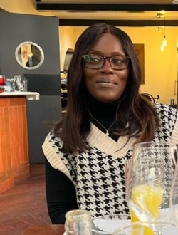 Julia's profile, a single 55-year-old a woman in Istres