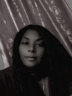 Santamaria's profile, a single 41-year-old a woman in Pamplemousses