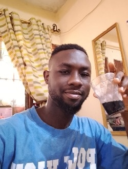 Elisee's profile, a single 26-year-old a man in Douala